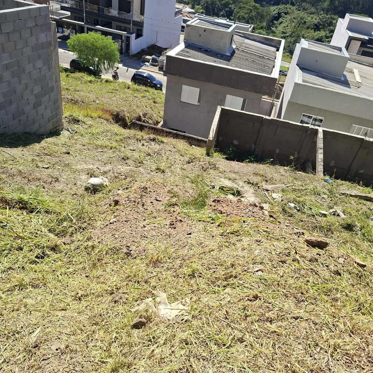 Terreno à venda no Portal dos Ipês