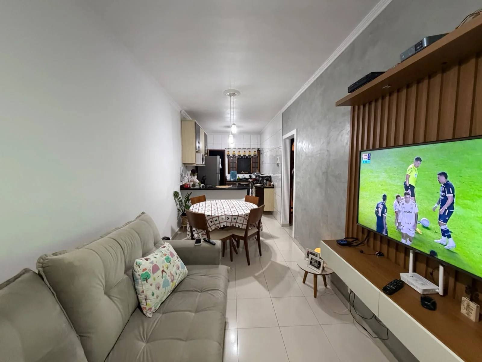 Casa à venda em Jordanésia, Cajamar/SP