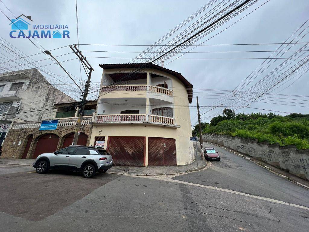 Casa com 3 dormitórios para alugar, 100 m² por R$ 5.500,00/mês - Altos de Jordanésia (Jordanésia) - Cajamar/SP
