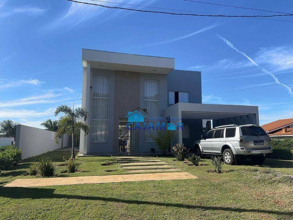 Casa com 4 dormitórios à venda, 220 m² por R$ 1.800.000,00 - Riviera de Santa Cristina XIII - Paranapanema/SP